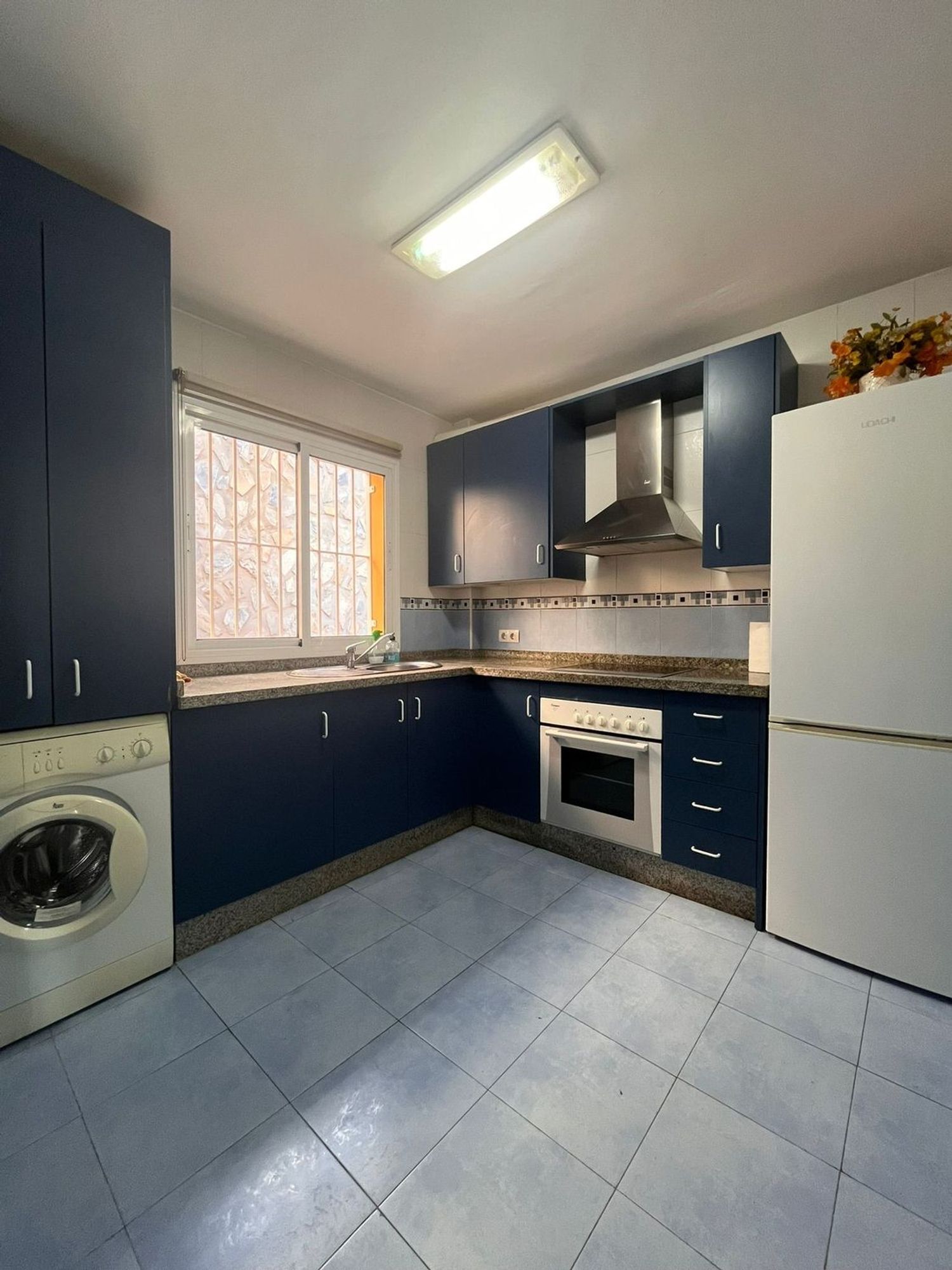 Chalet adosado en camino de la Viñuela, 41 - Foto 1