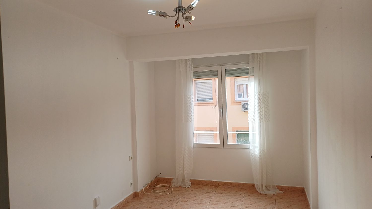 Piso en calle Antoño Bravo, 13 - Foto 1