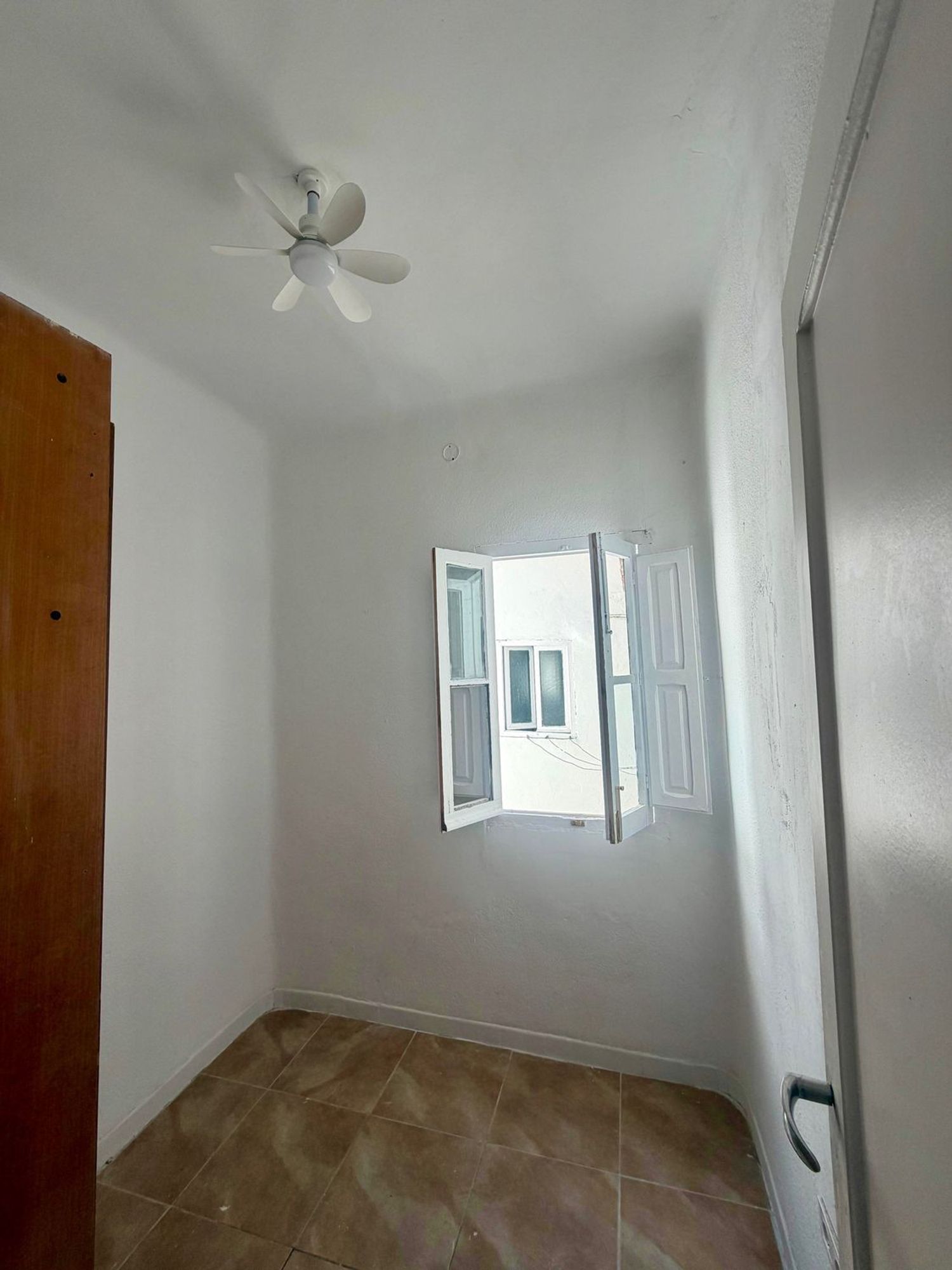 Piso en avenida Benito Perez Galdos, 19 - Foto 13