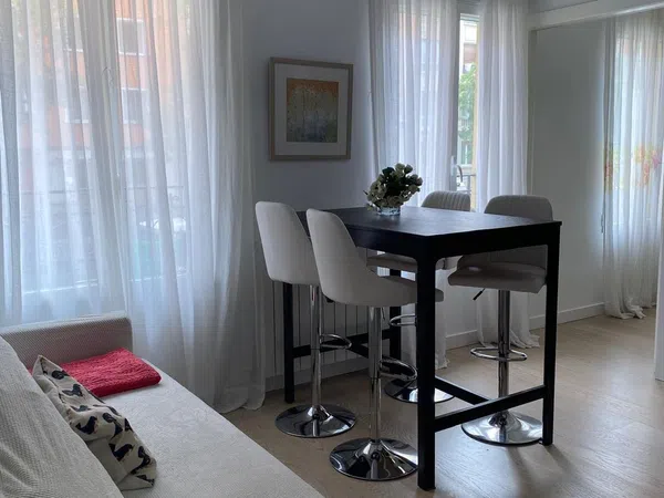 Piso en calle de Narváez, 58