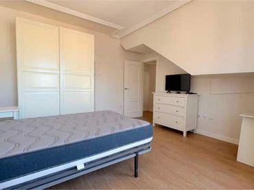 Piso en La Zarzuela-San José- Belén - Foto 4