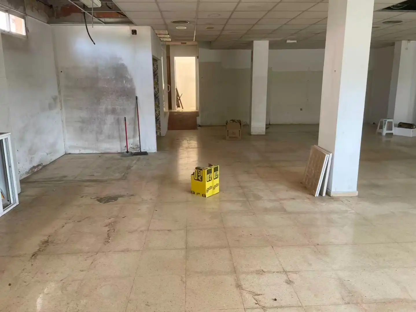 Local comercial en  Carrer la Sèquia 8 - Foto 3