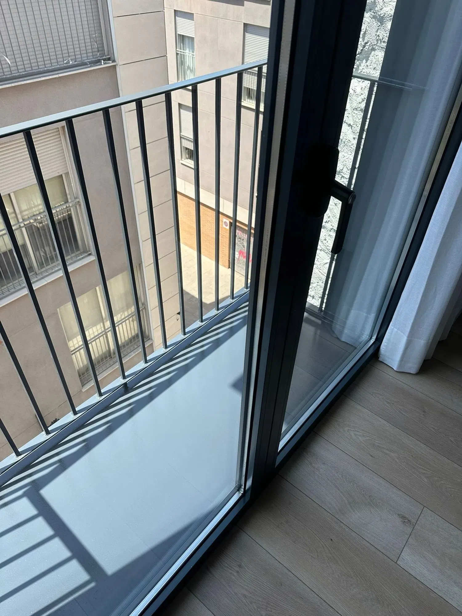 Piso en calle de Guillem Sorolla, 16 - Foto 6