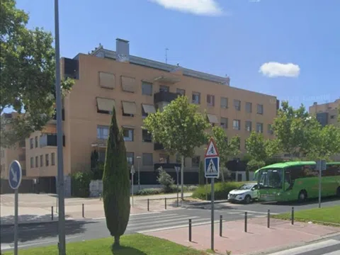 Piso en avenida de los Quiñones, 4