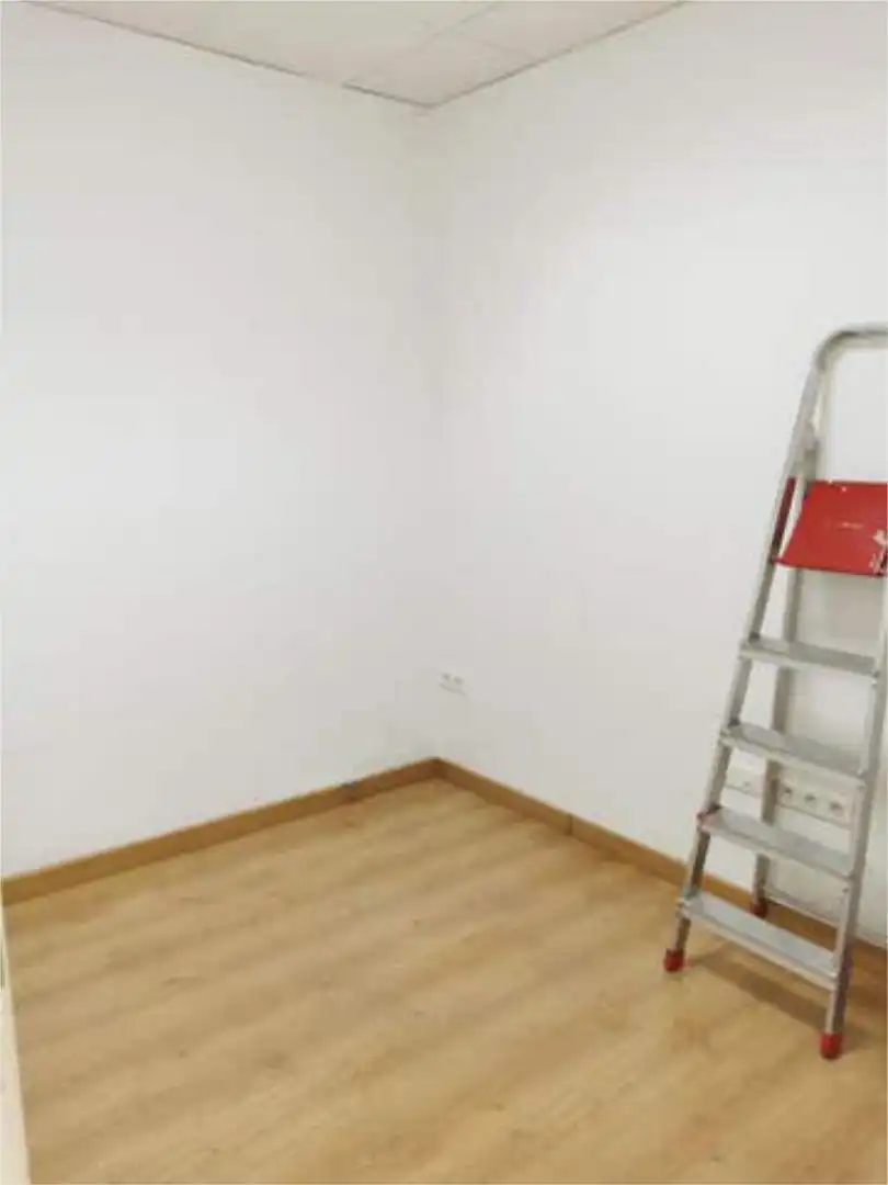 Local comercial en Plantinar - Foto 2