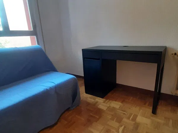 Piso en Barrio Pinar del Rey - Foto 9