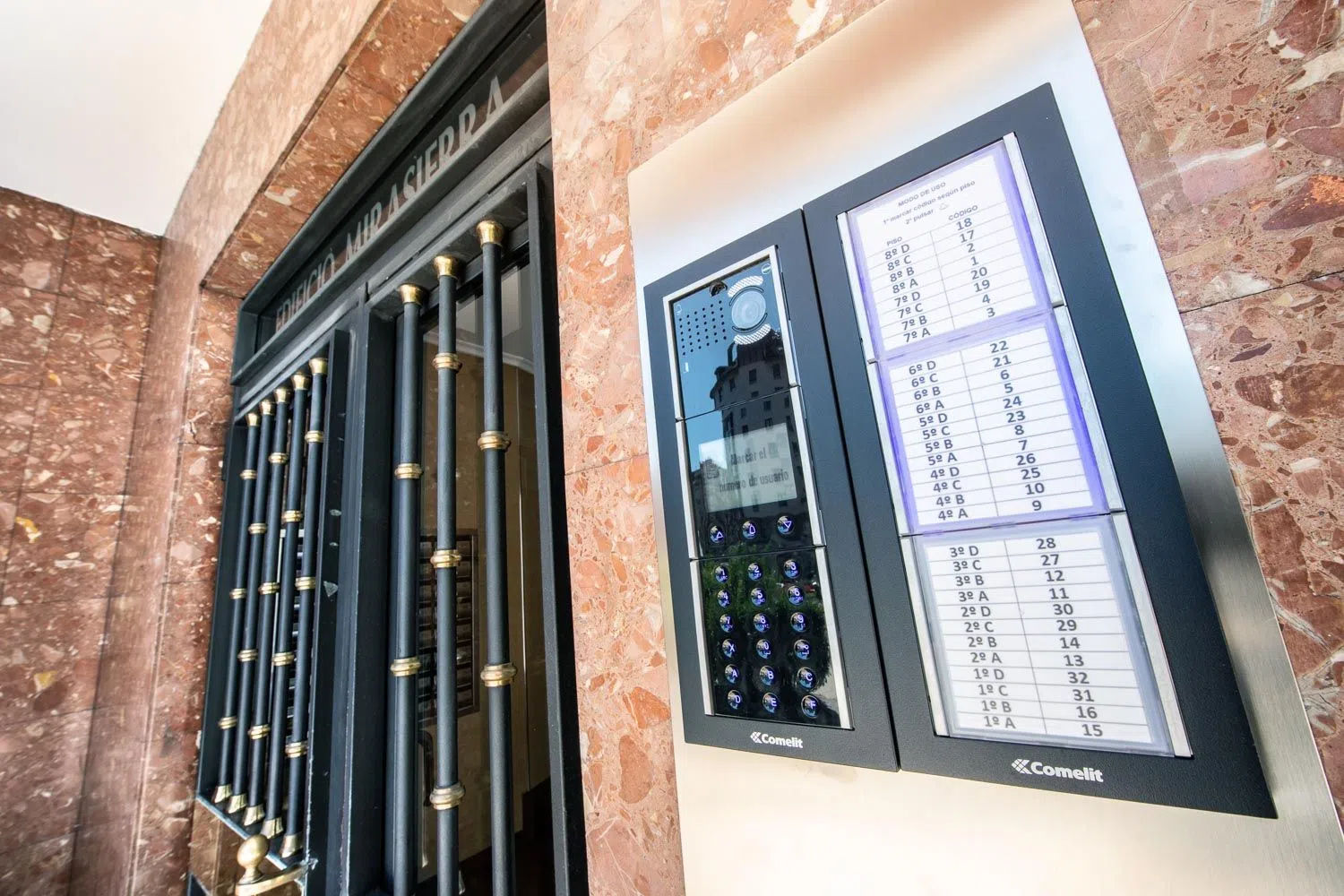 Piso en calle Arzobispo Guisasola, 44 - Foto 2