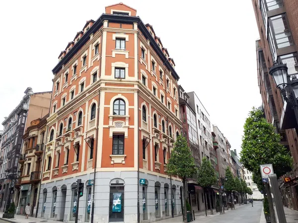 Piso en calle Manuel Pedregal, 1