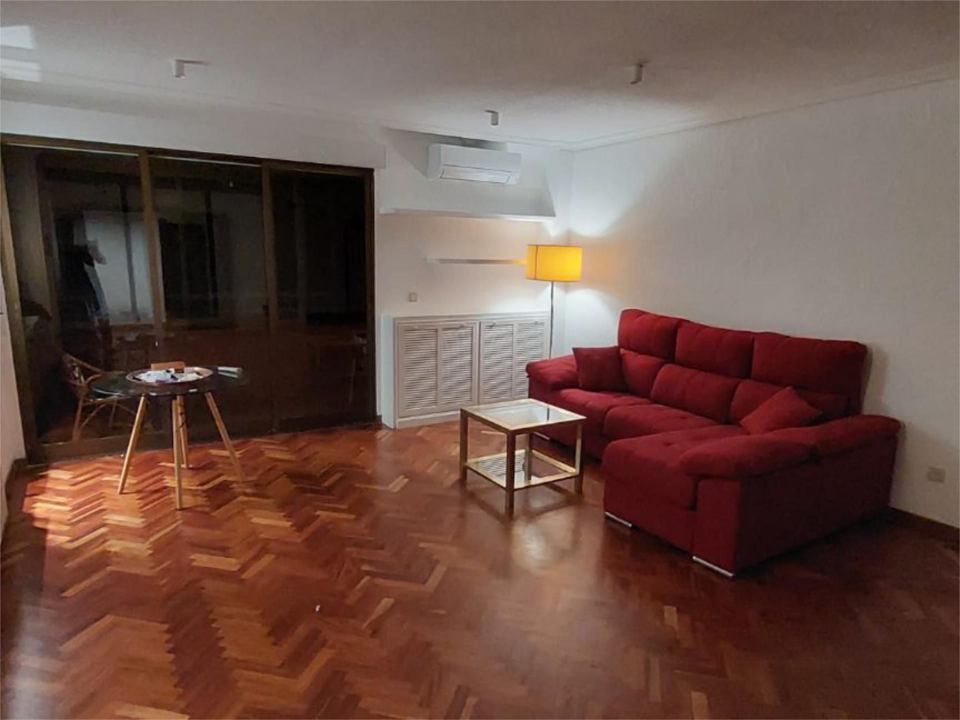 Piso en  Calle de Rafael Calvo 7 - Foto 2