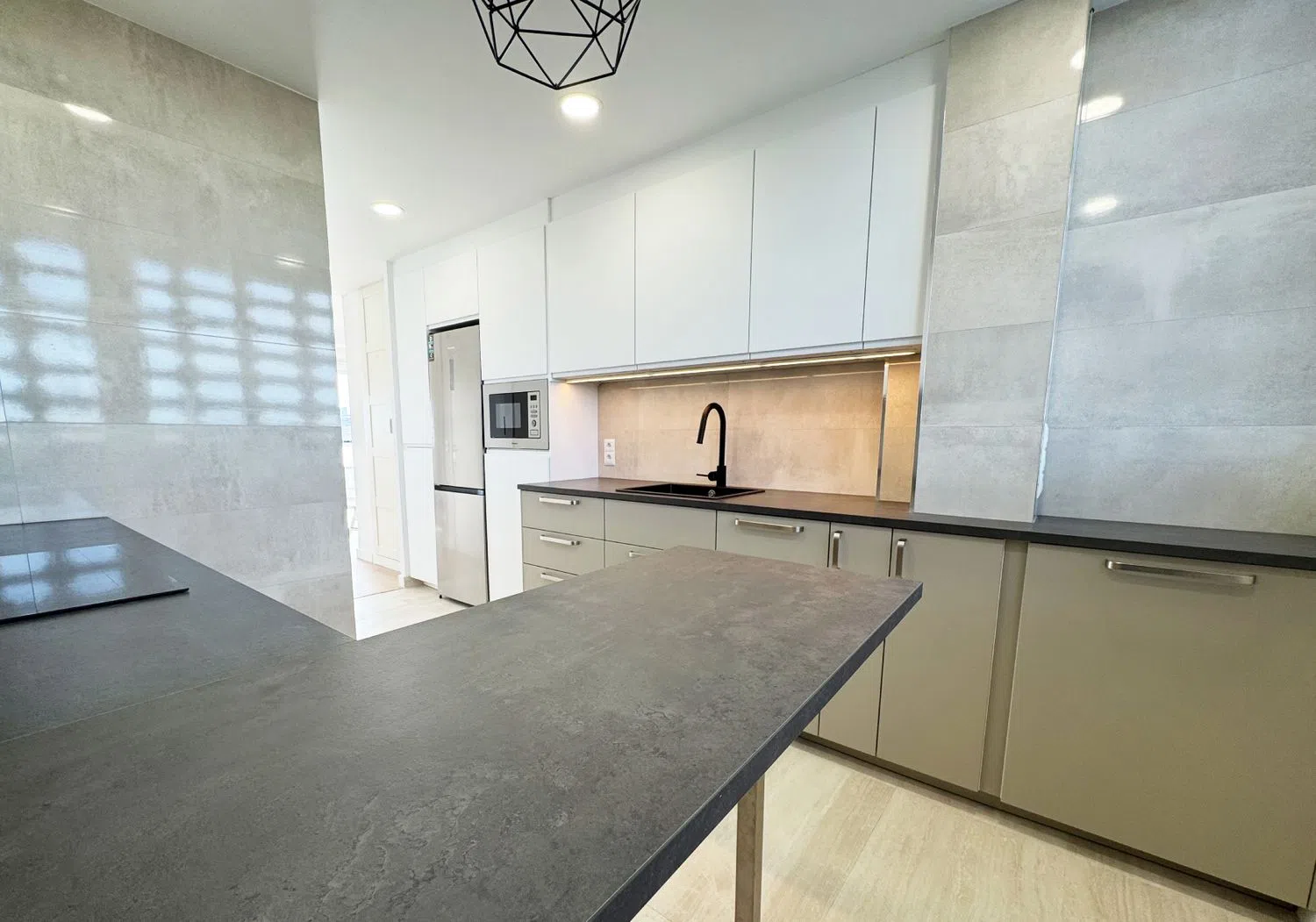 Piso en calle de Oña, 11 - Foto 1