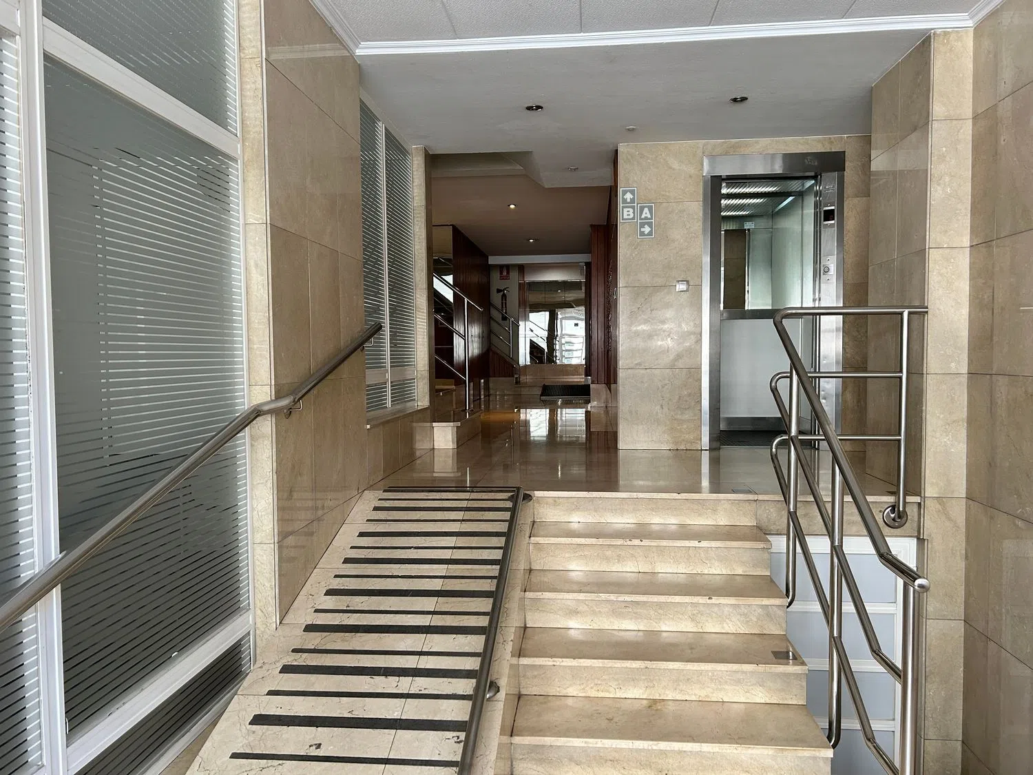 Piso en calle Brasil, 15 - Foto 2