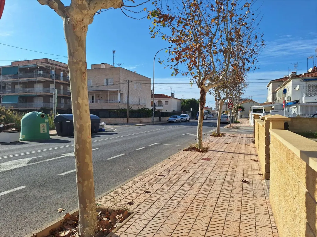 Piso en  Avinguda Albacete 84 - Foto 8