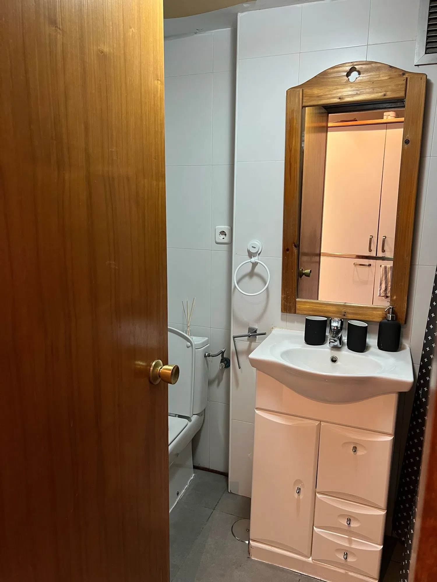 Estudio en calle de la Infanta Mercedes, 92 - Foto 9