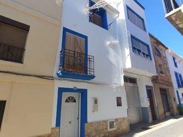 Casa adosada en  Calle Arrabal 42 - Foto 2