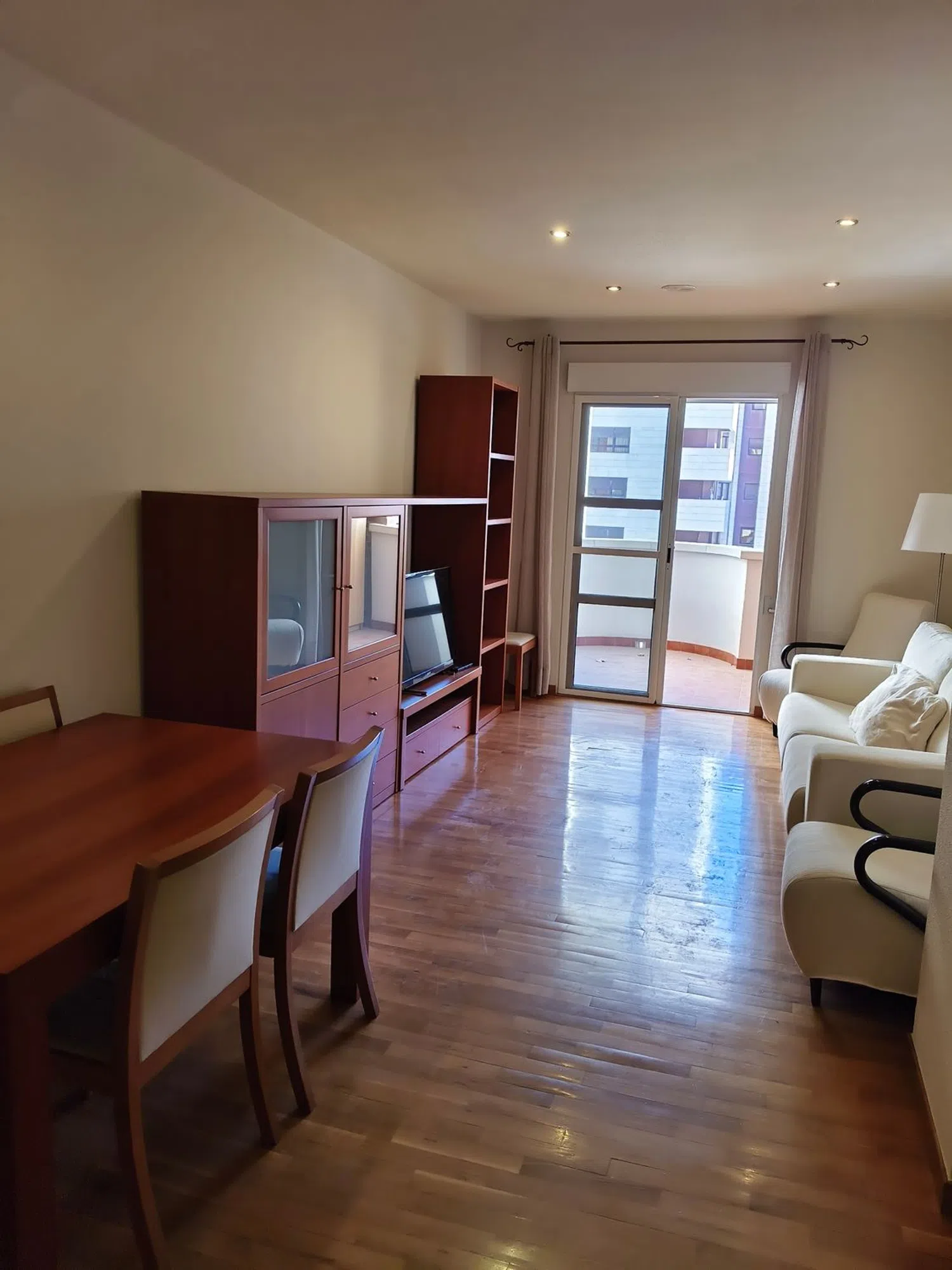 Piso en avenida Europa, 20