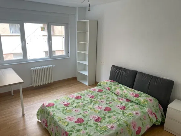 Piso en calle Espronceda, 14 - Foto 2