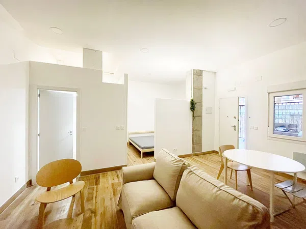 Estudio en calle de Jorge Luis Borges, 23 - Foto 1