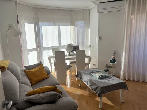 Piso en avenida las Retamas, 35