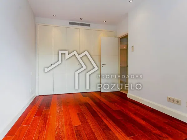 Chalet pareado en Calle Mistral, 2, La Finca - Foto 40