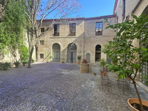 Chalet adosado en calle Muro de los Navarros, 33