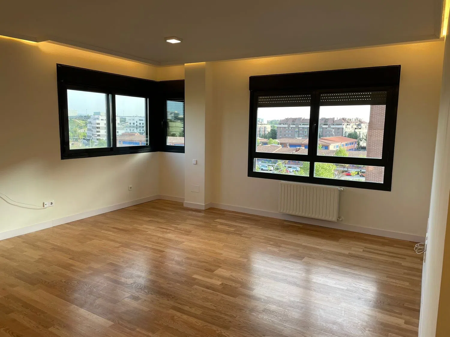 Piso en calle de María Tudor, 40 - Foto 1