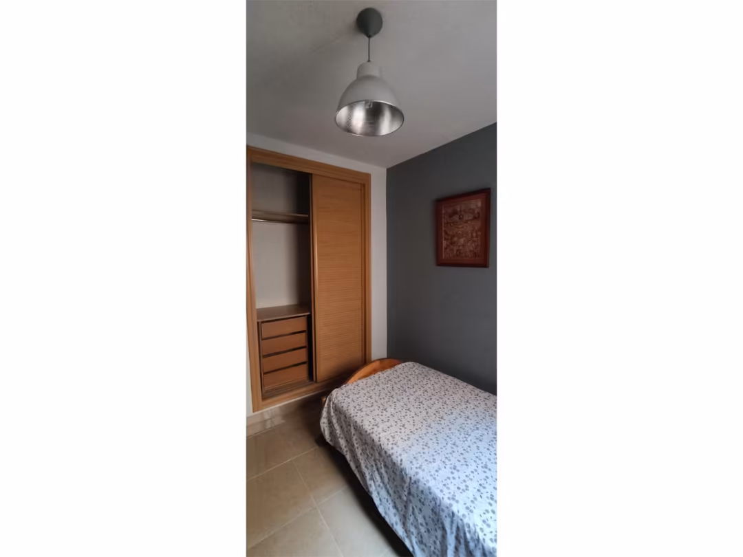 Piso en  Avenida de Maracena 190 - Foto 19