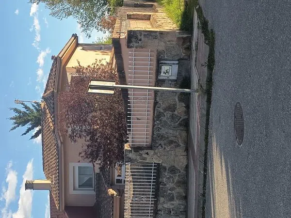 Chalet pareado en Zona Centro - Foto 1