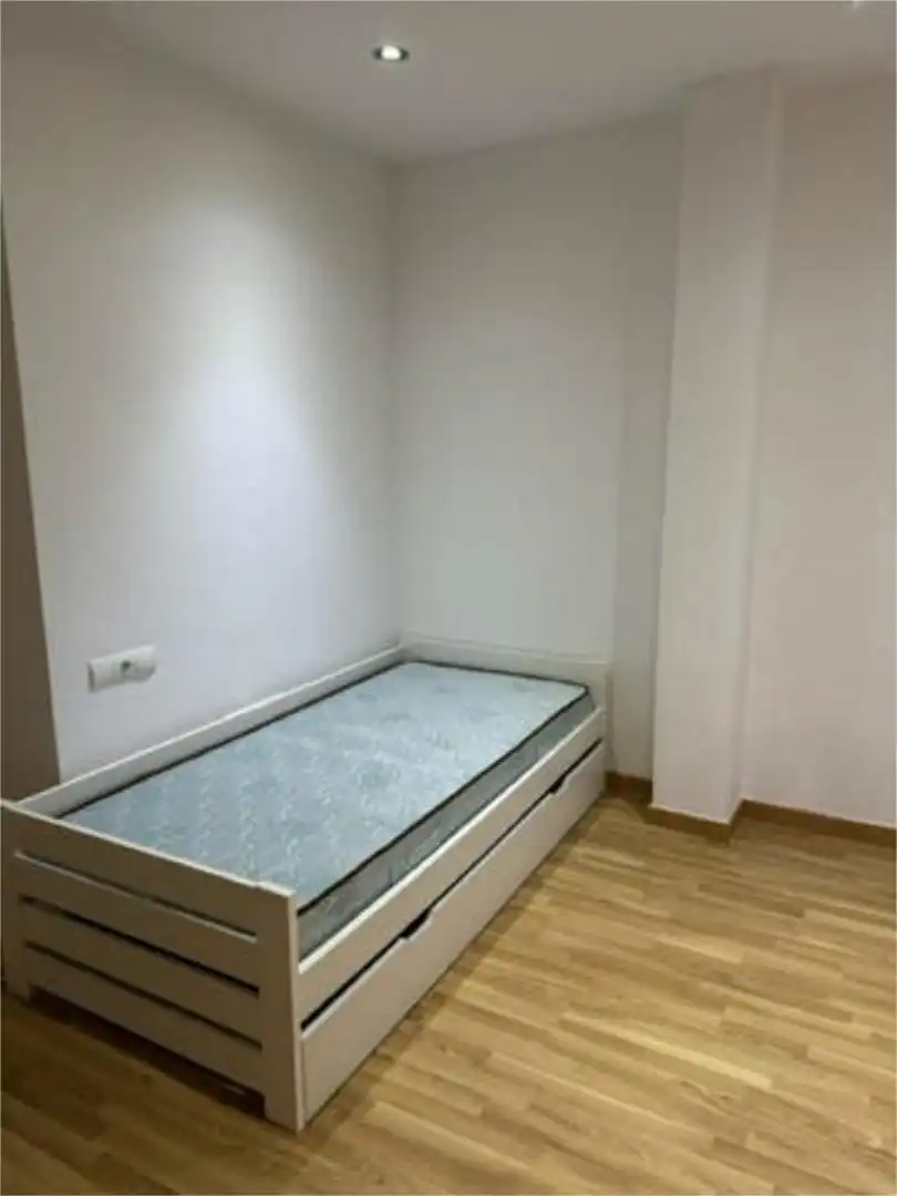 Apartamento en Cerca hospital - Foto 4