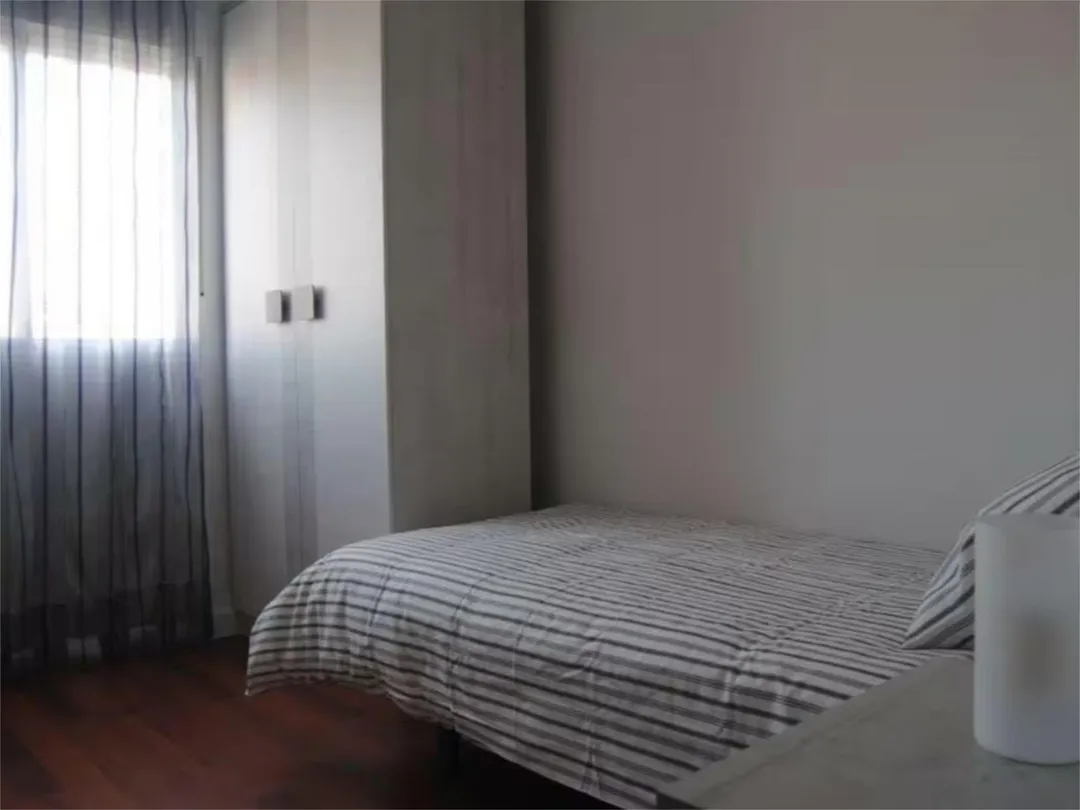 Piso en  Calle Abogado Federico Orellana Toledano 12 - Foto 4