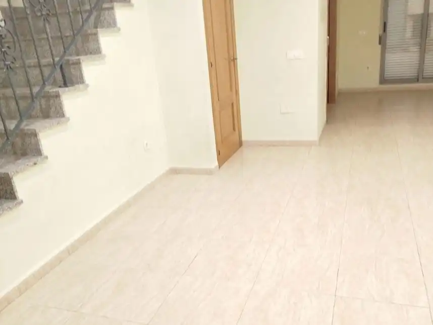 Dúplex en  Calle Jesús Hernández Conesa 2 - Foto 5