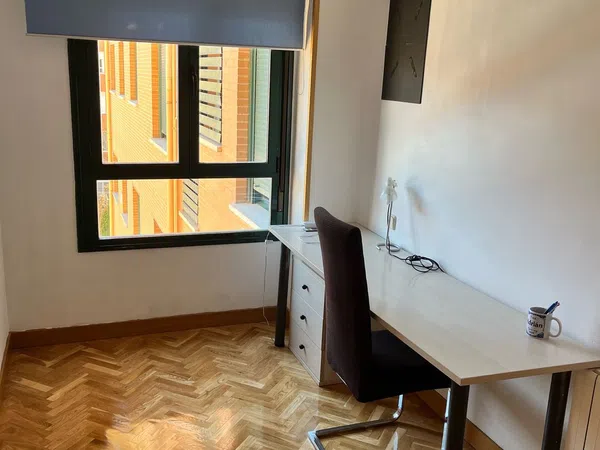 Piso en calle de Gloria Fuertes, 27 - Foto 1