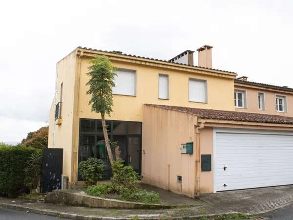 Chalet pareado en calle de Alta Vista, 13 a