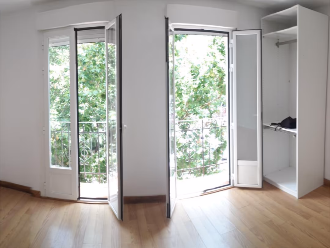 Piso en  Calle de la Infanta Mercedes 3 - Foto 9