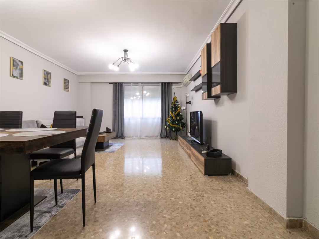 Piso en  Carrer dels Centelles 54 - Foto 2