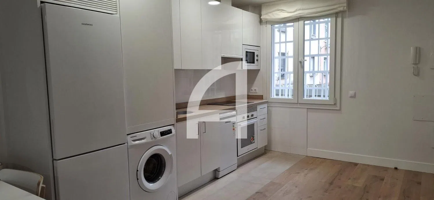 Piso en avenida de Menéndez Pelayo - Foto 9