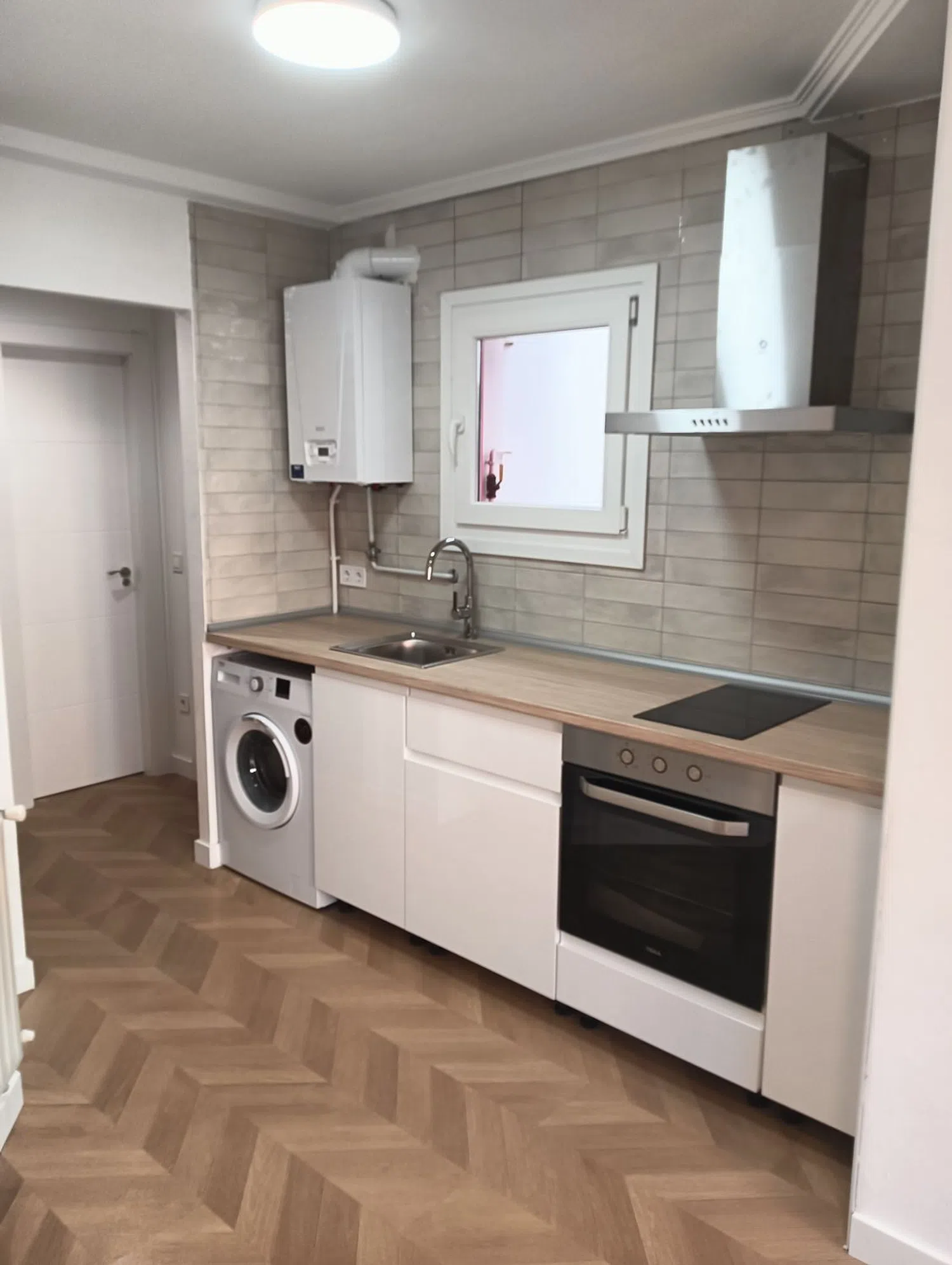 Estudio en Rosa María Menéndez López, 5 - Foto 1