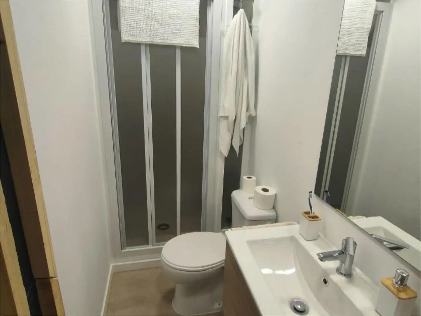 Local comercial en  Carrer de Josep Armengol 54 - Foto 6