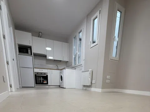 Piso en calle de Alonso del Barco, 3