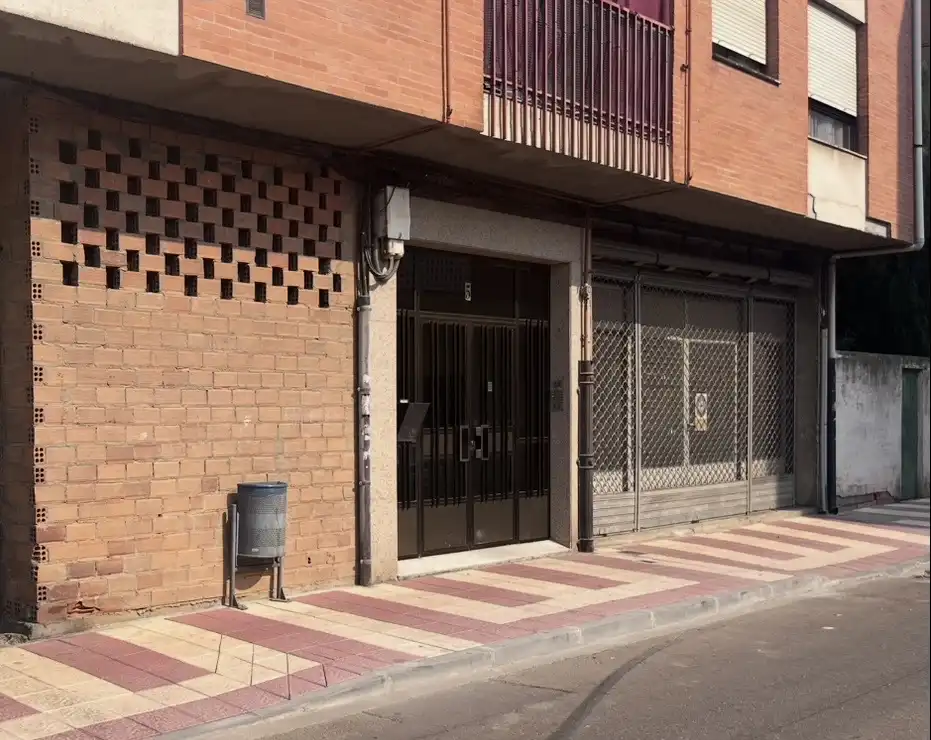 Planta baja en  Calle de las Angustias 5 - Foto 5
