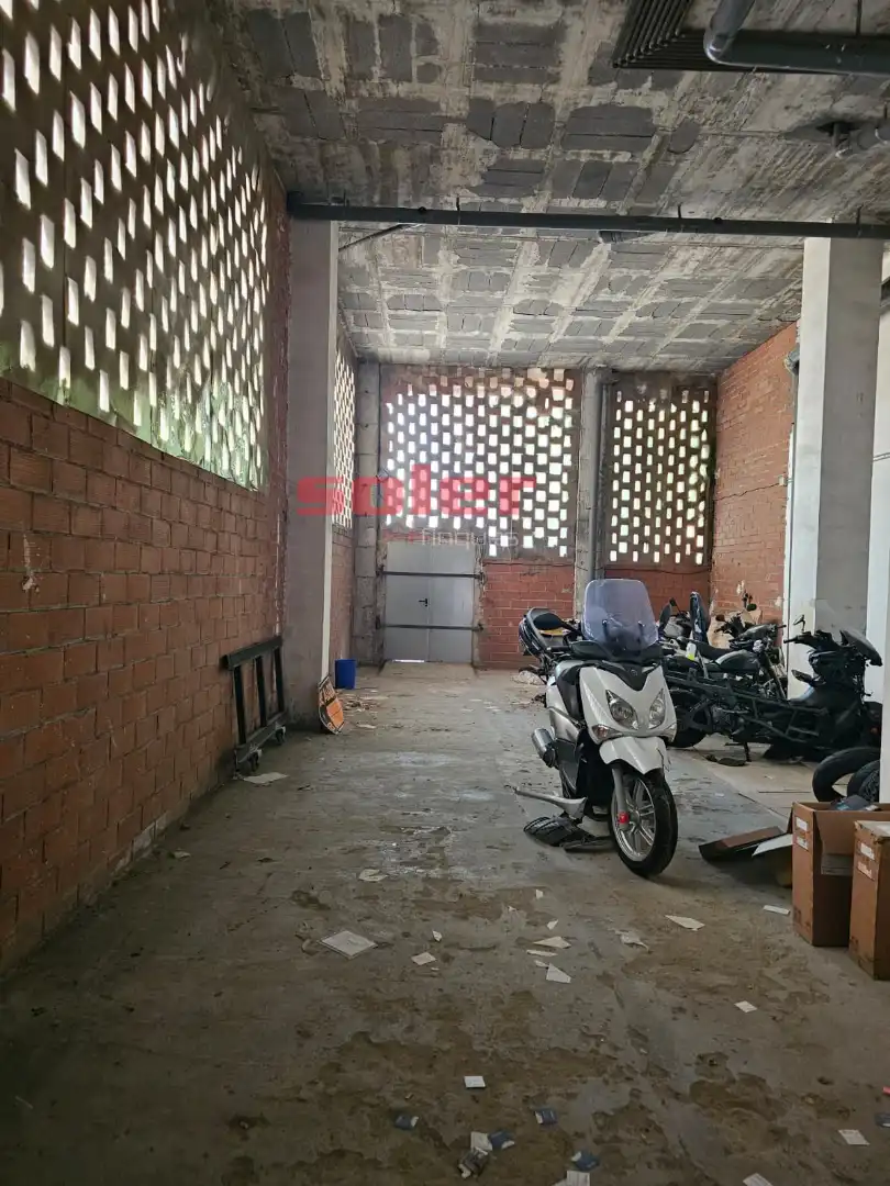 Local comercial en  Carrer de Borrell - Foto 4