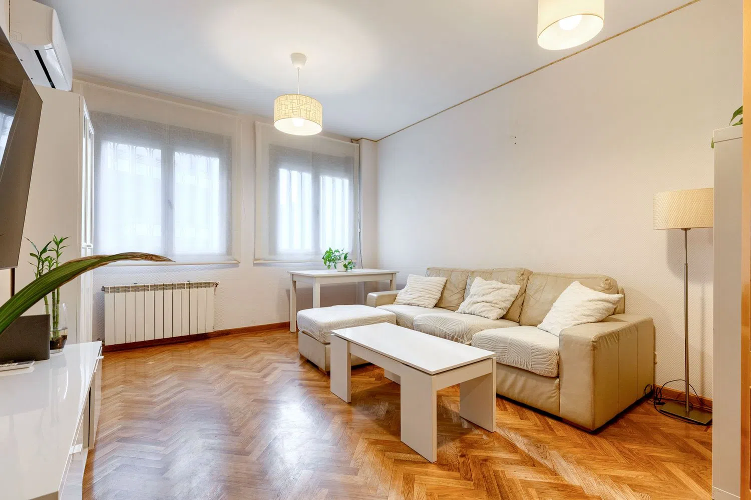 Piso en Barrio Valdeacederas - Foto 2