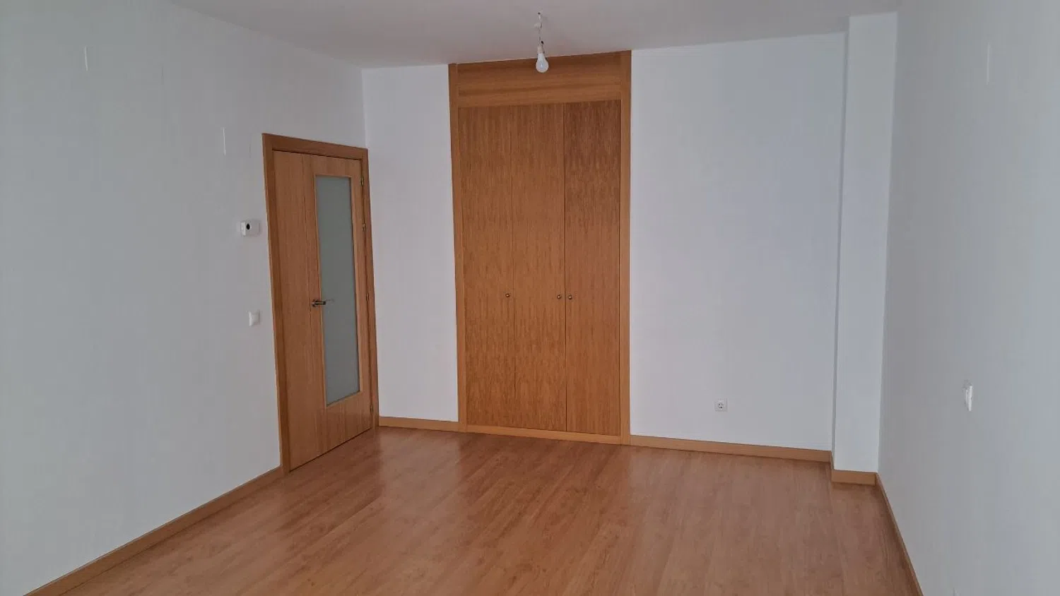 Piso en avenida de Castilla y León, 19 - Foto 2