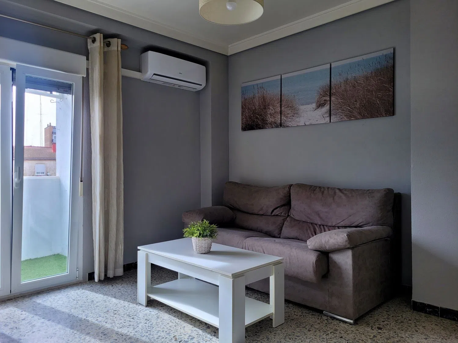 Piso en calle de Ángel Ganivet, 4 - Foto 2