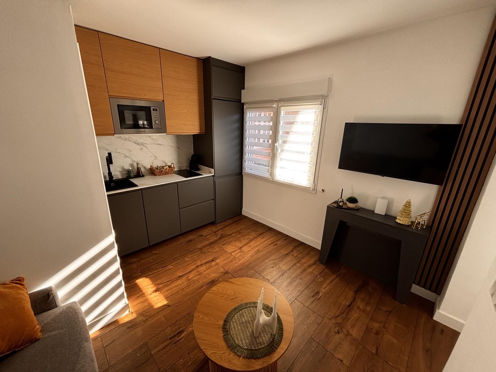 Casa adosada en  Calle del Río Jarama 14 - Foto 2