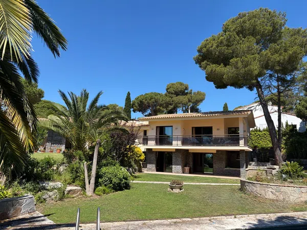 Casa o chalet independiente en Calle Cala Pedrosa, 1 - Foto 2