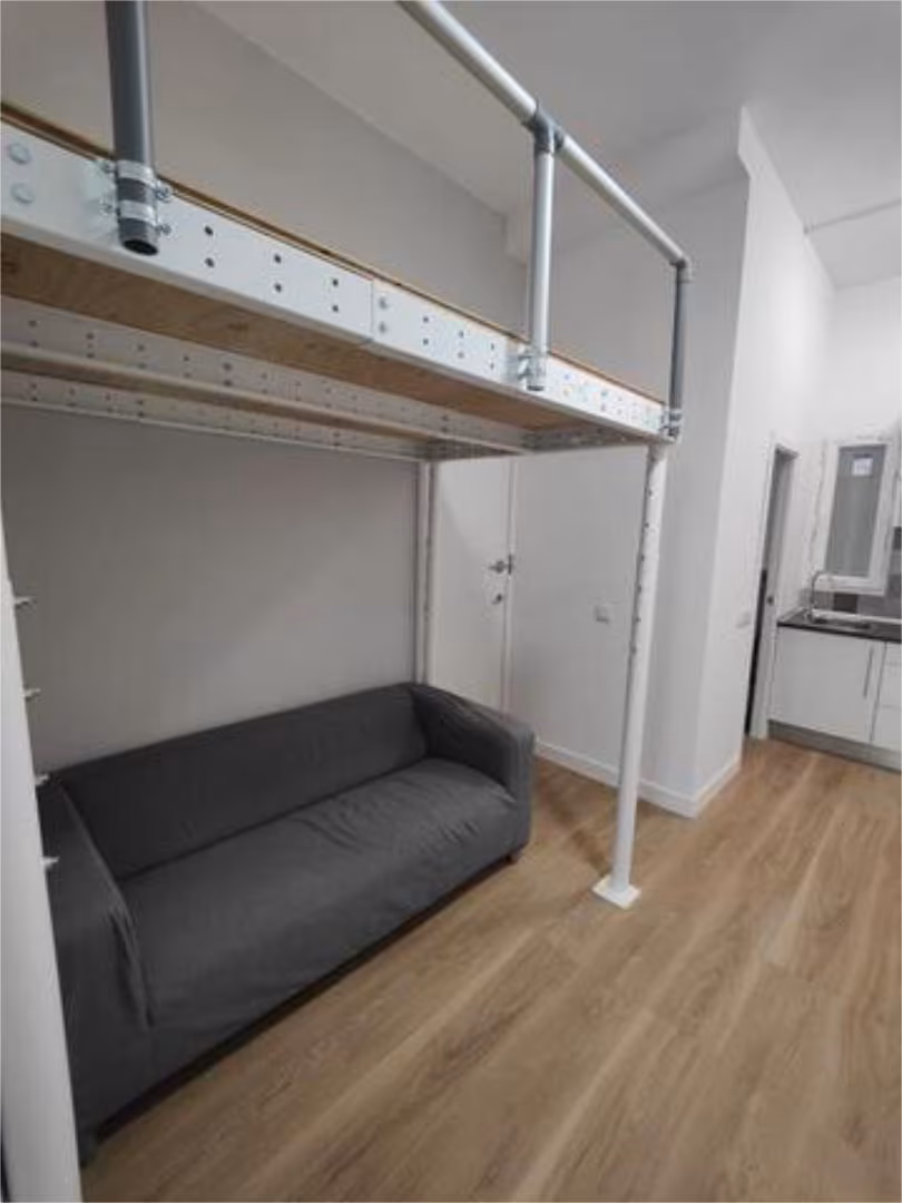 Piso en Embajadores - Foto 3