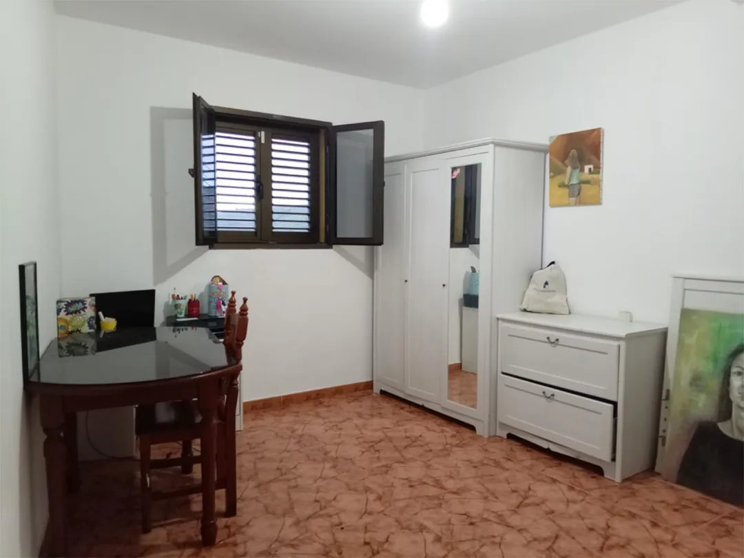 Chalet en  Calle Tres Acequias 27 - Foto 8