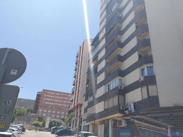 Piso en Calle Tenor Alfredo Kraus, 1 - Foto 1