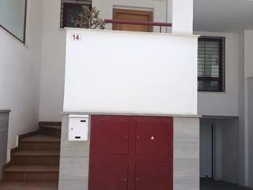 Casa adosada en  Calle Miguel Servet 14 - Foto 2