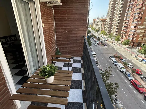 Piso en avenida del Doctor Waksman, 30